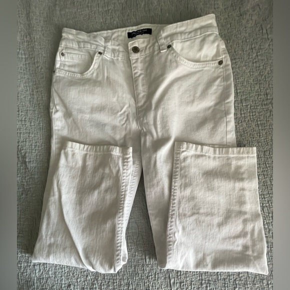 JONES NEW YORK SIGNATURE DENIM KENSINGTON CAPRI PANTS IN WHITE LADIES SIZE 8 - Picture 4 of 10